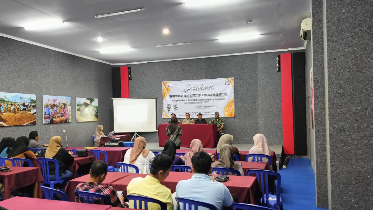 Panwaslucam Kayen Adakan Soswatif