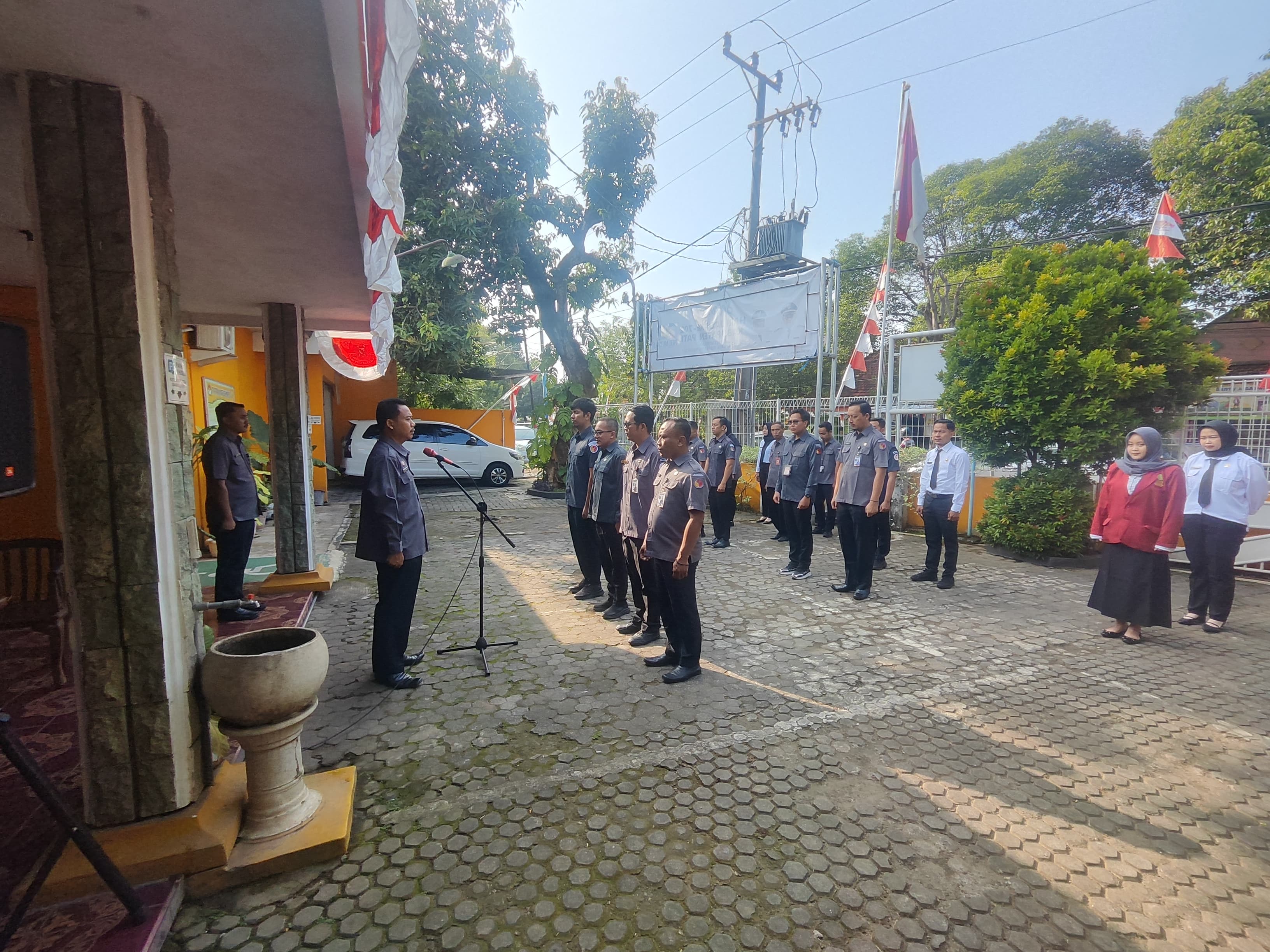 Tingkatkan Disiplin Pegawai, Bawaslu Pati Laksankan Apel Rutin