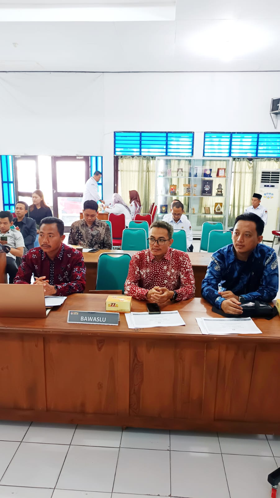 Bawaslu Pati Lakukan Pengawasan Melekat Rapat Pleno Rekapitulasi PDPB Triwulan I Tahun 2026