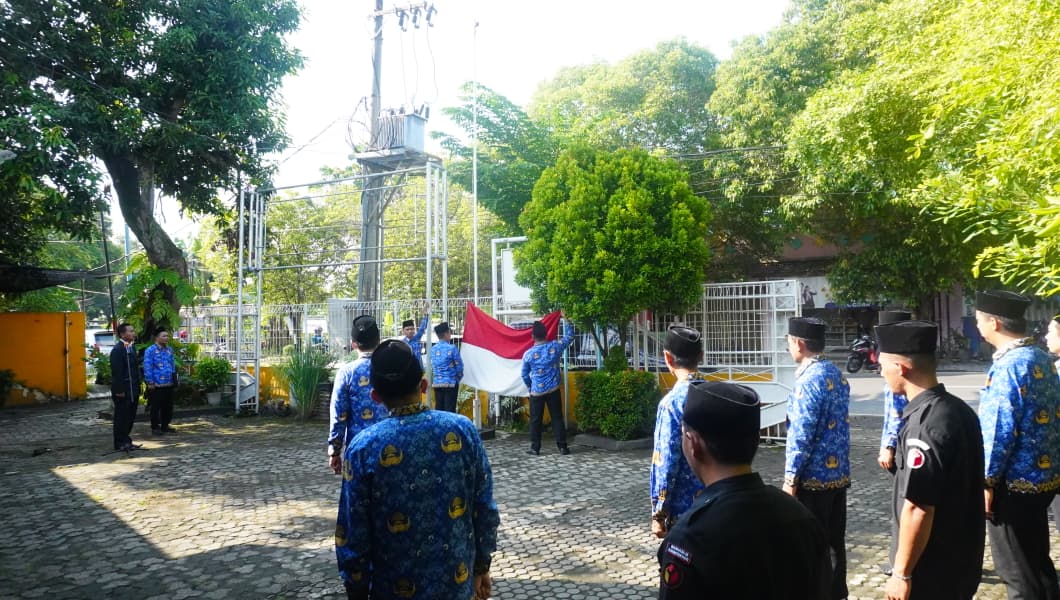 Gaungkan Semangat Persatuan Era Modern, Bawaslu Pati Gelar Upacara Peringatan Hari Kebangkitan Nasional ke-118