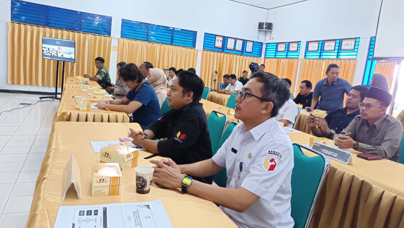 Awasi Pleno PDPB Triwulan III, Bawaslu Pati Soroti Perekaman E-KTP Pemilih Pemula