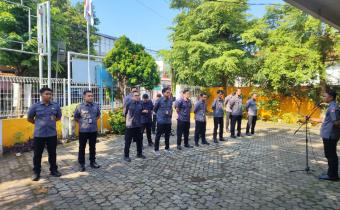 Kepala Sekretariat Bawaslu Pati Sampaikan Tiga Pesan Kehidupan di Apel Pagi