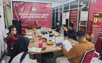 Penuhi Undangan Koordinasi Pra-Rekapitulasi PDPB TW IV KPU Pati, Bawaslu Pati Berikan Masukan Data TMS 