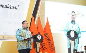 Refleksi 18 Tahun Bawaslu: Dari Keterbatasan Menuju Penjaga Demokrasi yang Tangguh