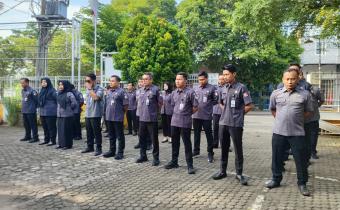 Bawaslu Pati Gelar Apel Pagi Akhir April, Tekankan Kedisiplinan dan Perawatan Inventaris Negara