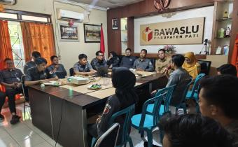Persiapan Monev Keterbukaan Informasi Publik, Bawaslu Pati Gelar Rakor Pengelolaan dan Pelayanan Data, Informasi Publik, dan PPID