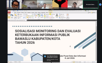Bawaslu Kabupaten Pati Ikuti Sosialisasi Monitoring dan Evaluasi Keterbukaan Informasi Publik Tahun 2026