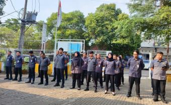 Arahan Apel Pagi Bawaslu Pati Meminta Seluruh Staf Pelaksana Selalu Siap Hadapi Regulasi Baru