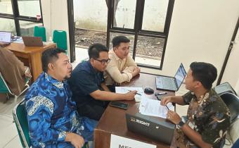 Bawaslu Kabupaten Pati Ikuti Klarifikasi dan Sanggah Monitoring dan Evaluasi Keterbukaan Informasi Publik Tahun 2026